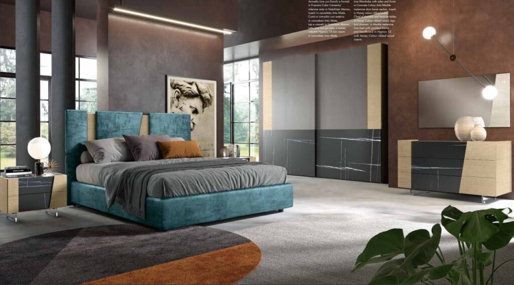 Adriatica Camera da letto Green Line arredata letto blu