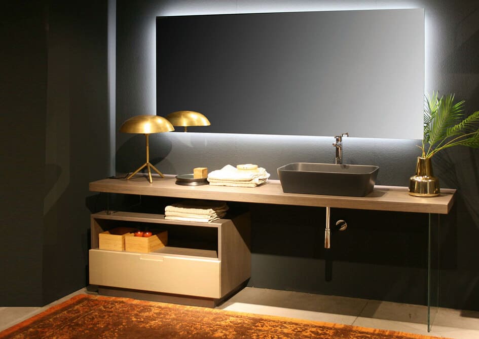 BATHROOMS DEVINA NAIS
