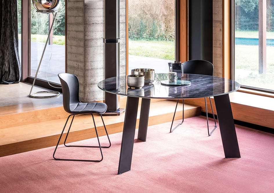 TABLES DEVINA NAIS