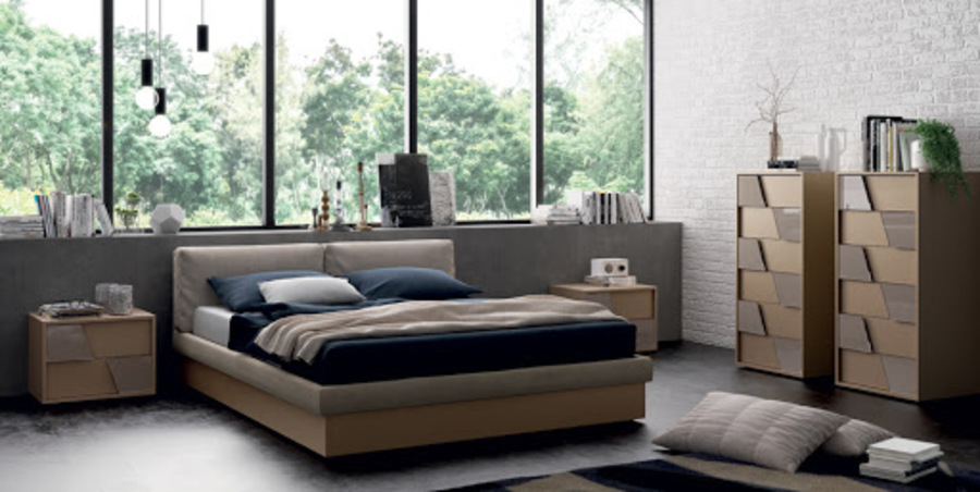 BEDROOM MERCANTINI BELT