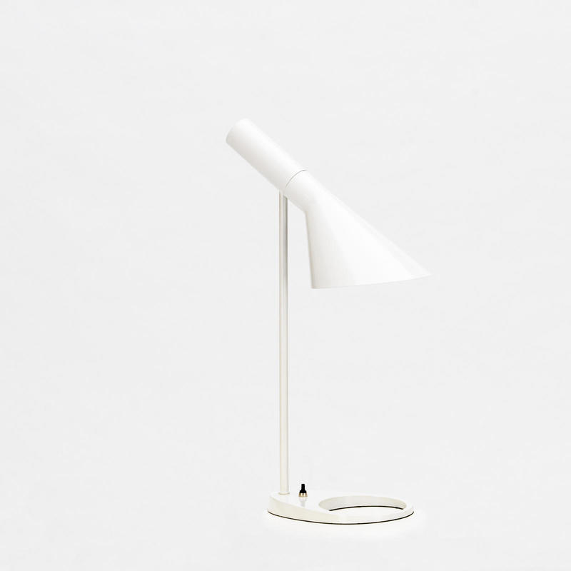 LIGHTING STONES TABLE