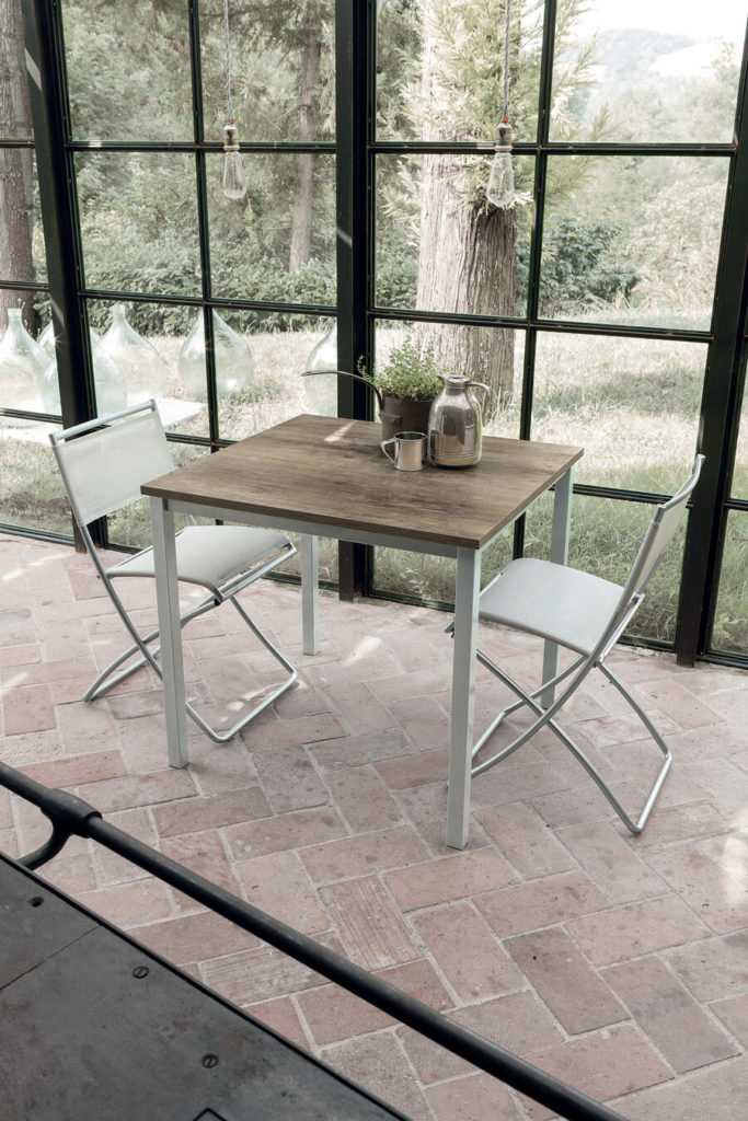 TARGET POINT YUPPIE FOLDING CHAIR