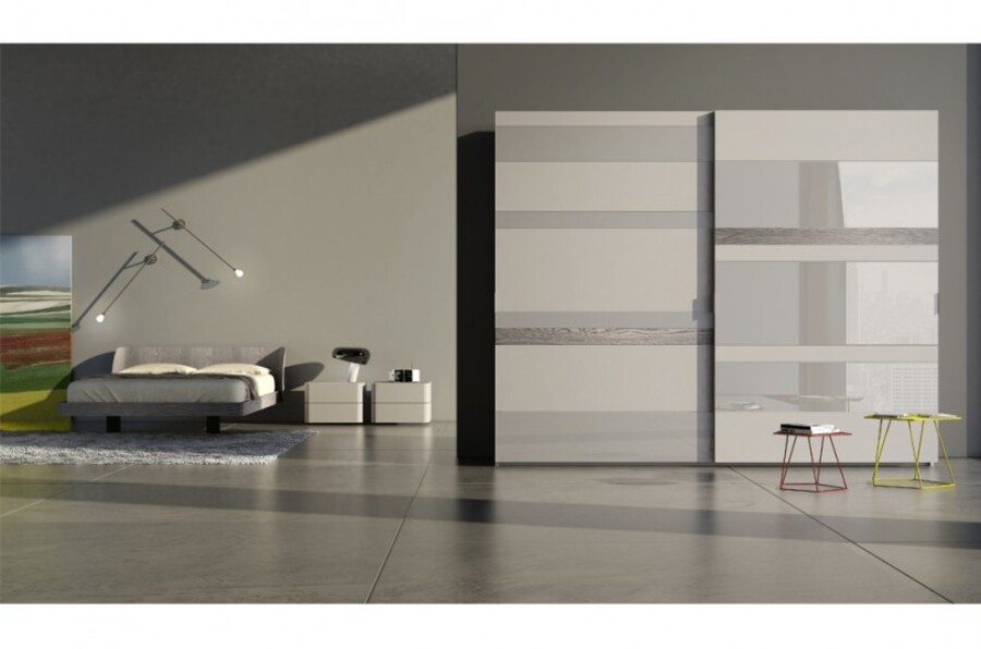 VOLTAN MODERN NIGHT
