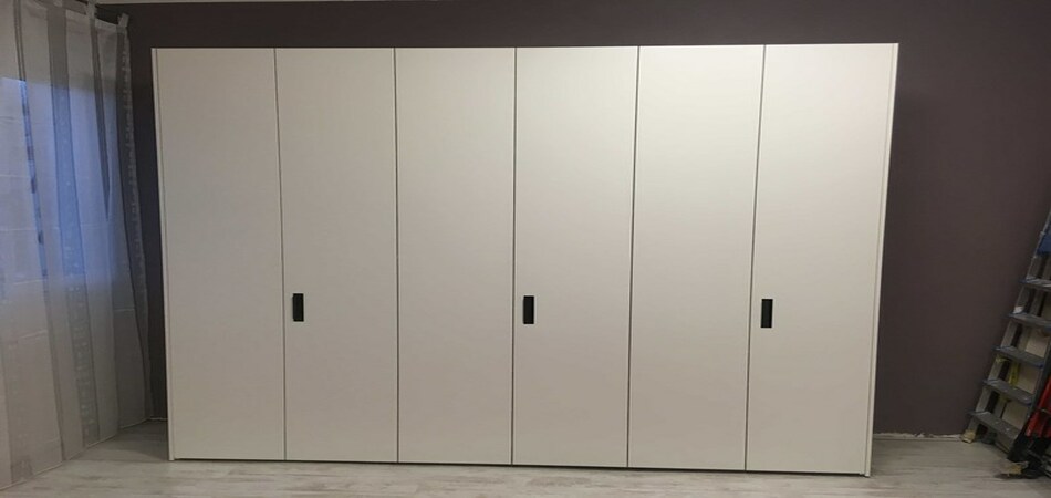 armadio moderno armadio battente mobilstella 6 ante laccato opaco di mobilstella prezzi outlet N1 330768