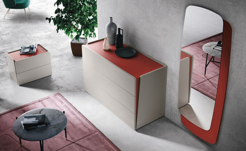 Sipario beige e rosso