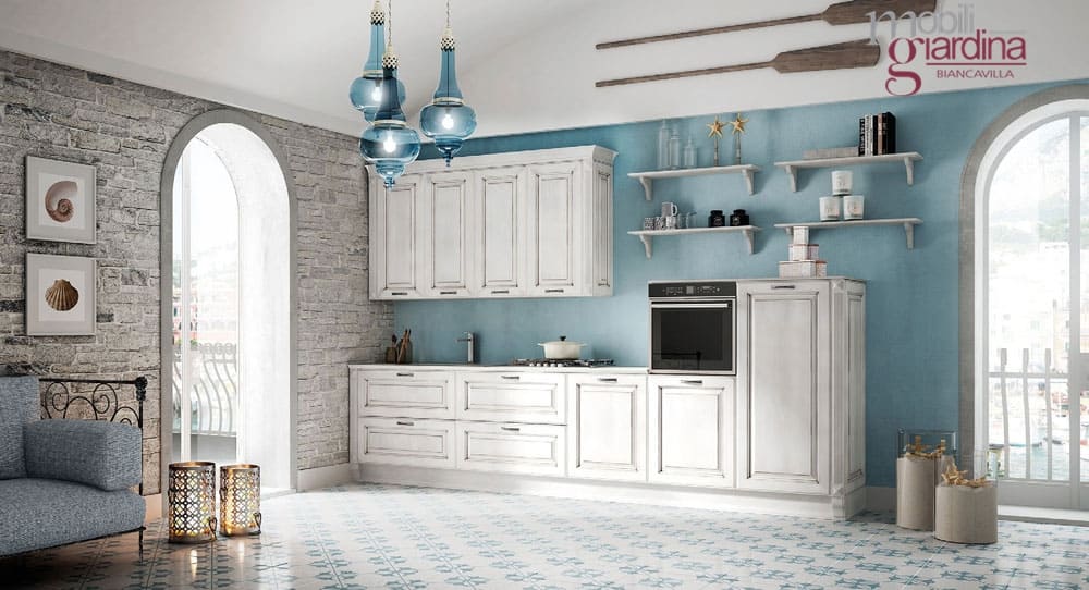 CUCINA CLASSICA BERLONI ATHENA bianca con parete azzurra