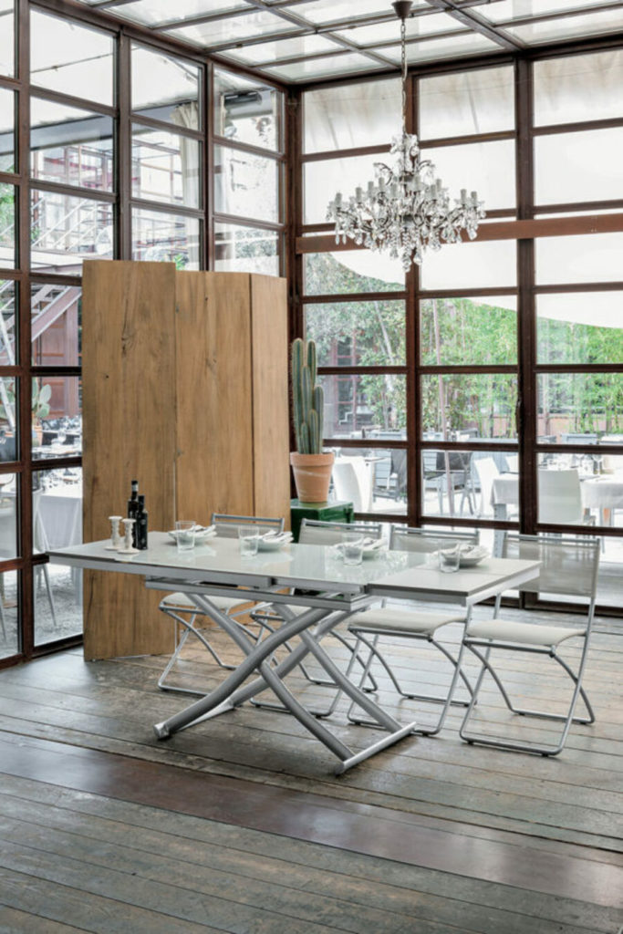 LIVING MODERNO TARGET POINT